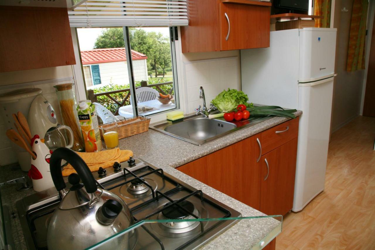 Mobile Homes Comfort Capri Bijela Uvala Mugeba Extérieur photo